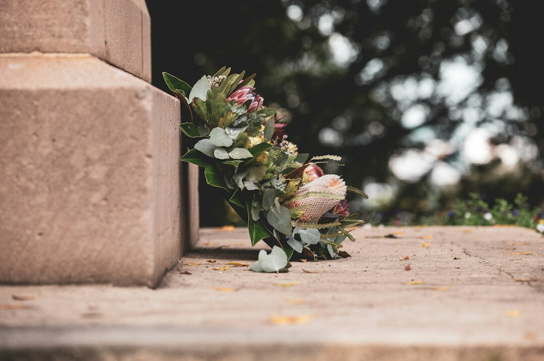 flowers at memorial